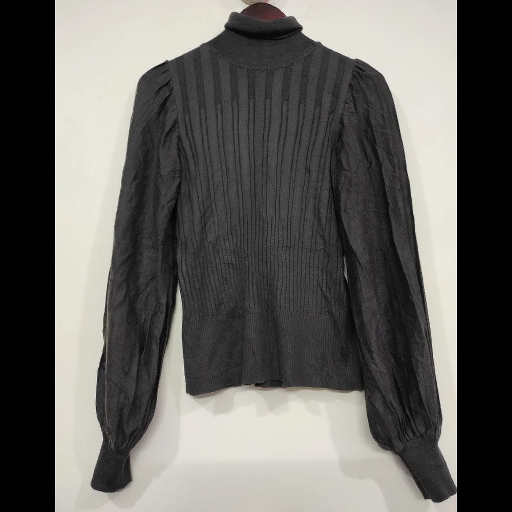 Puffed Sleeve Turtleneck sweater - Picture 1 of 11